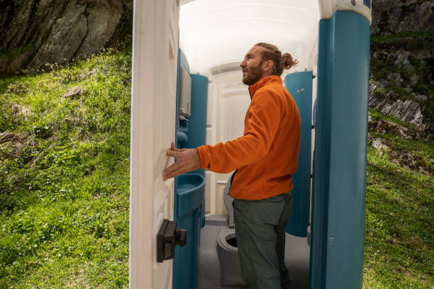 Best Emergency porta potty rental  in Syracuse, IN